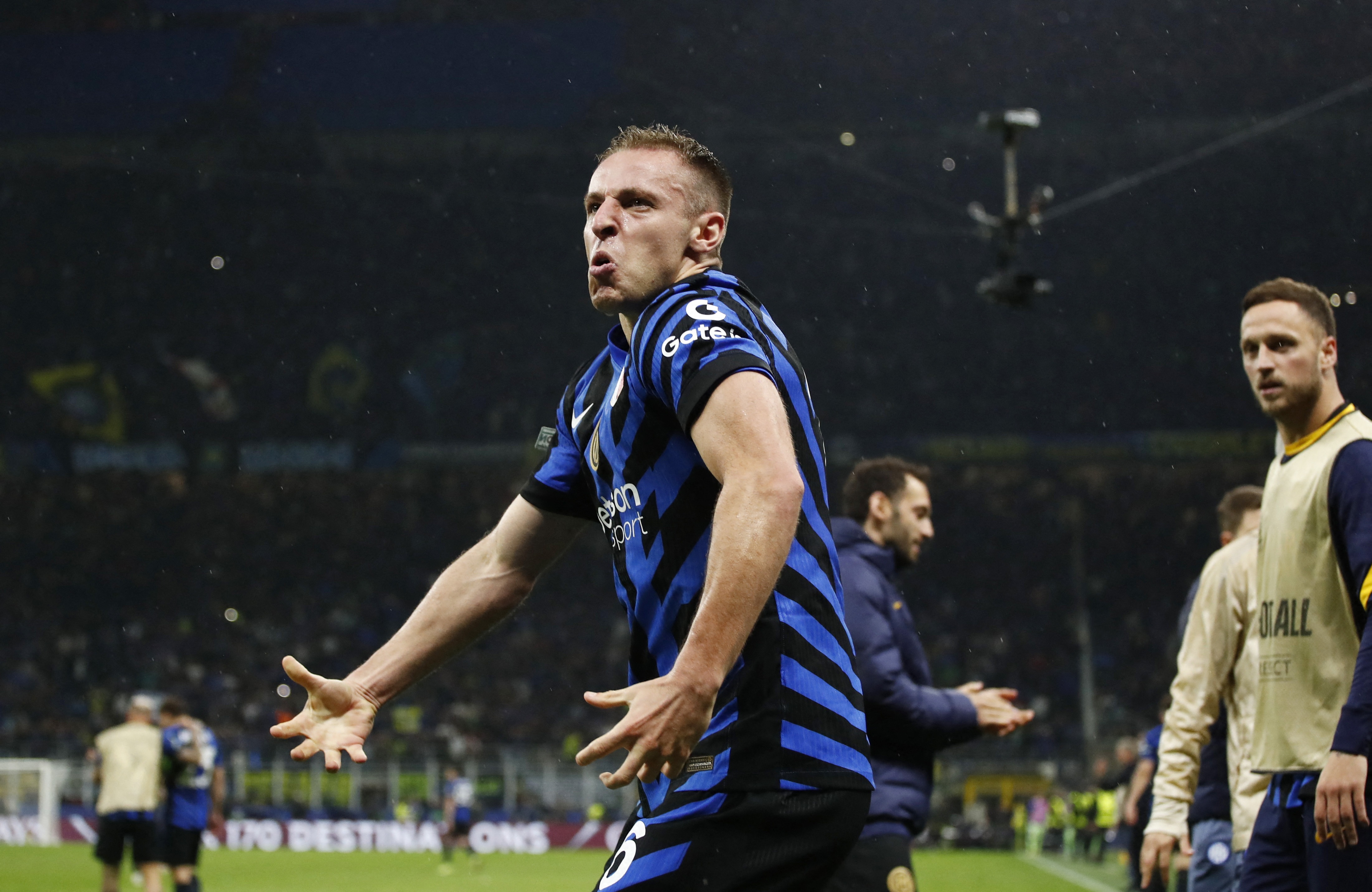 咪咕体育直播电脑版-罗马诺：弗拉泰西一度接近加盟英超，纽卡斯尔两度接洽球员团队